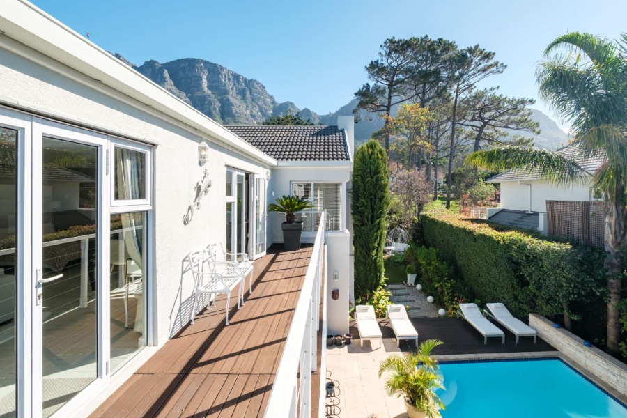 6 Bedroom Property for Sale in Newlands Western Cape